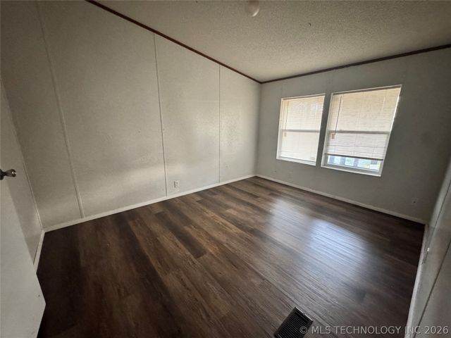 359 S Hardy, Caney, OK 74533