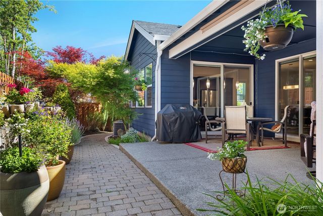3347 Arrowroot Street SE, Lacey, WA 98513