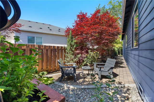 3347 Arrowroot Street SE, Lacey, WA 98513