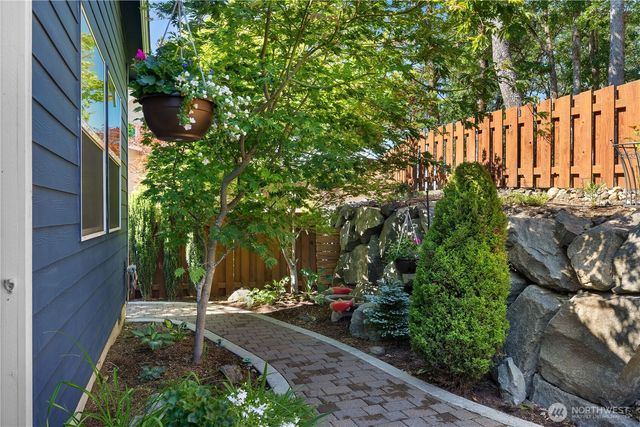 3347 Arrowroot Street SE, Lacey, WA 98513