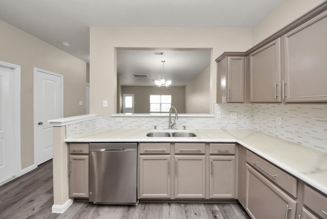 1855 Garnett Breeze Drive, Rosharon, TX 77583