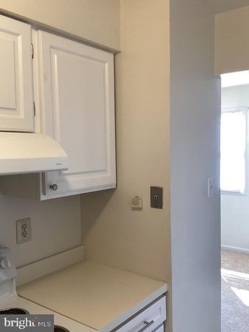 1944 RIDLEY MILL LN, Woodlyn, PA 19094
