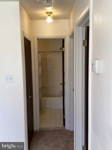 1944 RIDLEY MILL LN, Woodlyn, PA 19094