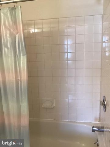 1944 RIDLEY MILL LN, Woodlyn, PA 19094