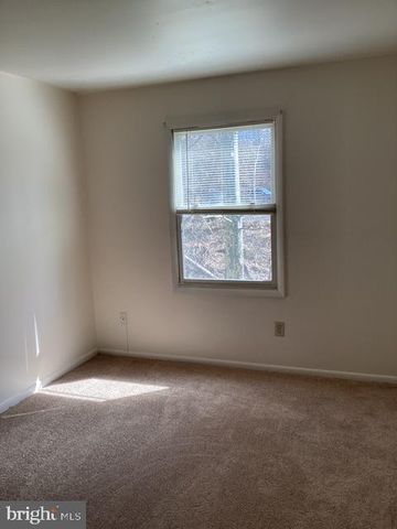 1944 RIDLEY MILL LN, Woodlyn, PA 19094