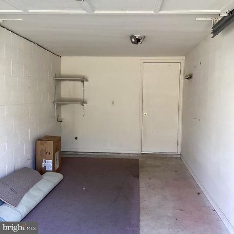 1944 RIDLEY MILL LN, Woodlyn, PA 19094