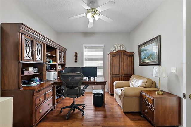 3584 TROPICAL SEAS LOOP, Tavares, FL 32778