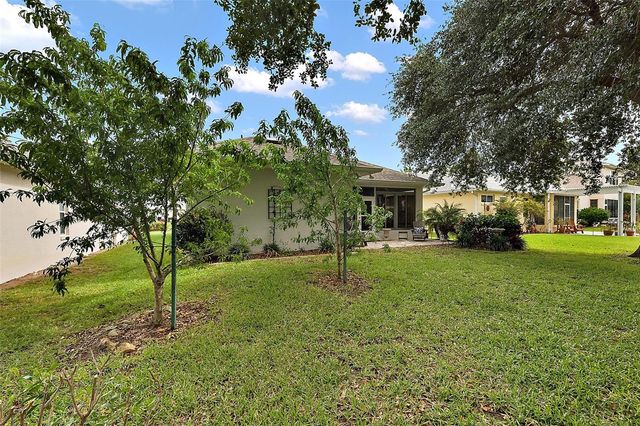 3584 TROPICAL SEAS LOOP, Tavares, FL 32778