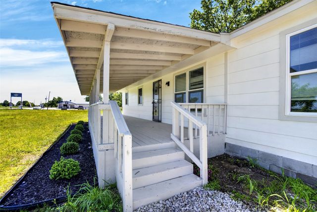 2920 E 201st Street S, Mounds, OK 74047
