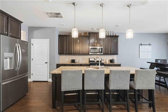 918 Olivia Drive, Snellville, GA 30039