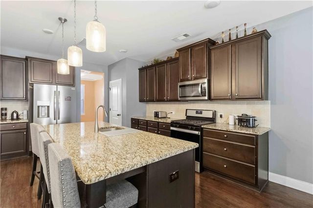 918 Olivia Drive, Snellville, GA 30039