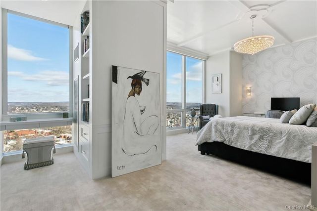 5 Renaissance Square PH40C, White Plains, NY 10601