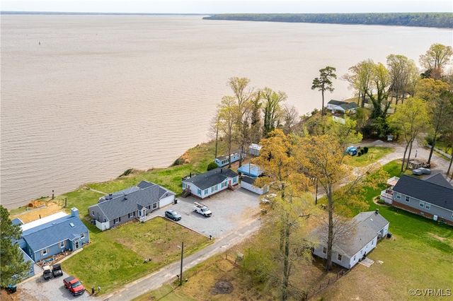 374 James River Overview, Spring Grove, VA 23881