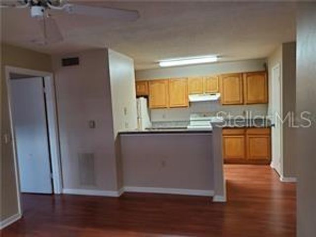 8753 KAUAI COURT 103, Tampa, FL 33614
