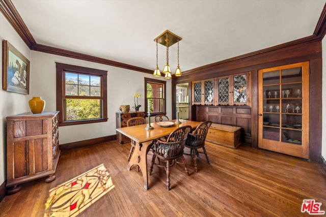 1060 Tremonto Road, Santa Barbara, CA 93103