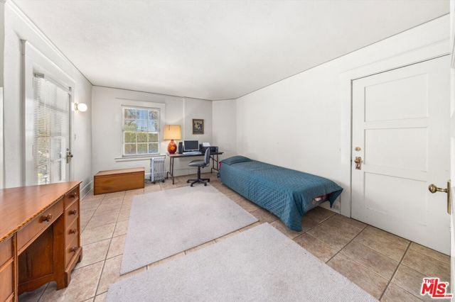 1060 Tremonto Road, Santa Barbara, CA 93103