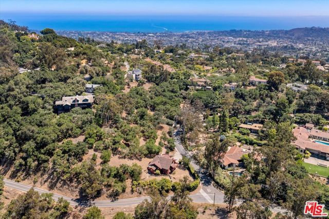 1060 Tremonto Road, Santa Barbara, CA 93103