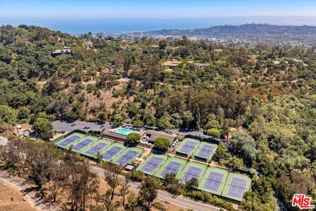 1060 Tremonto Road, Santa Barbara, CA 93103