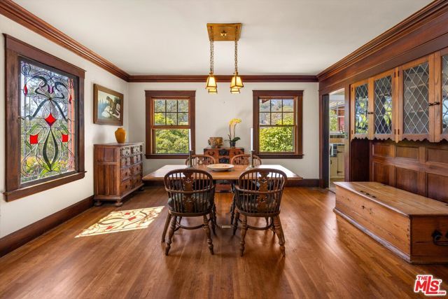 1060 Tremonto Road, Santa Barbara, CA 93103