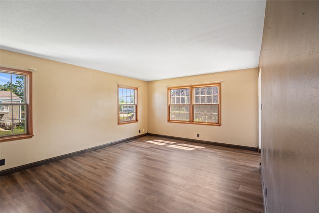 212 Rainbow Drive, Marshalltown, IA 50158