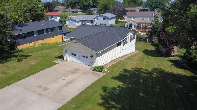 212 Rainbow Drive, Marshalltown, IA 50158