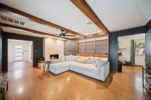 7333 E 58th Court, Tulsa, OK 74145