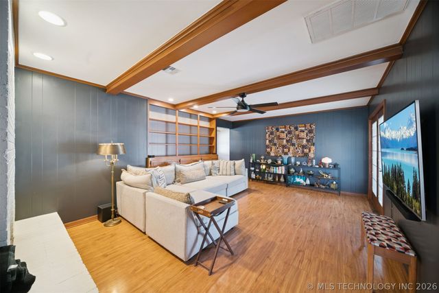 7333 E 58th Court, Tulsa, OK 74145