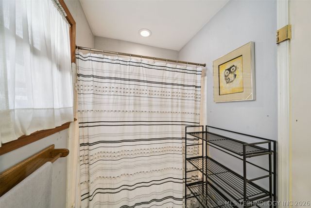 7333 E 58th Court, Tulsa, OK 74145