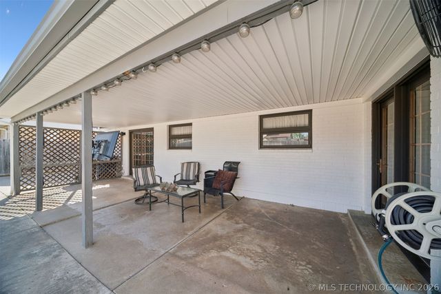 7333 E 58th Court, Tulsa, OK 74145