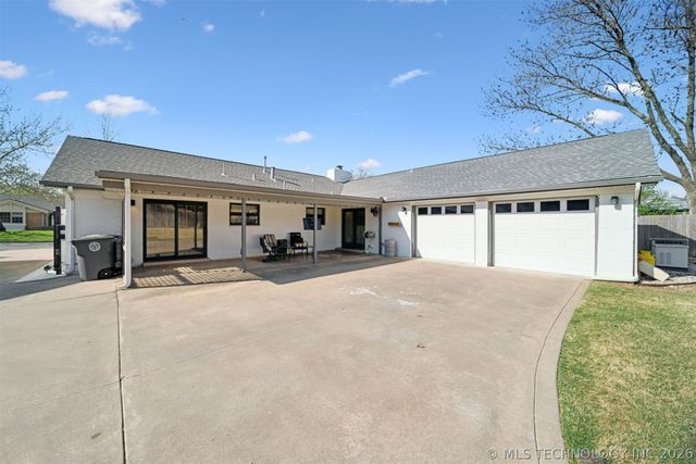 7333 E 58th Court, Tulsa, OK 74145