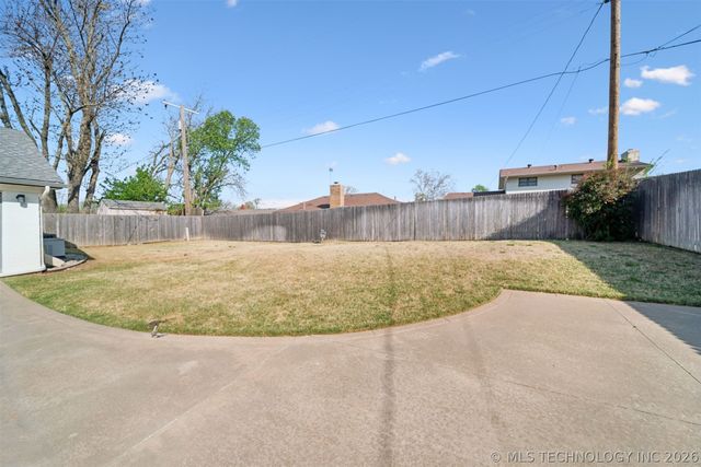 7333 E 58th Court, Tulsa, OK 74145