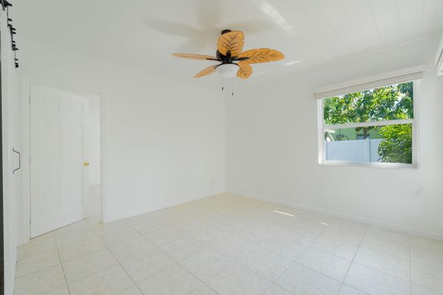 214 NE 11th Street B, Delray Beach, FL 33444