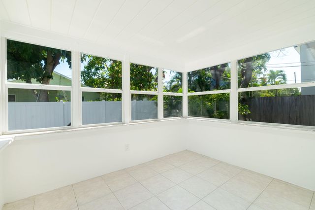 214 NE 11th Street B, Delray Beach, FL 33444
