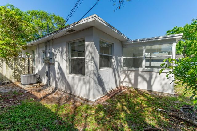 214 NE 11th Street B, Delray Beach, FL 33444
