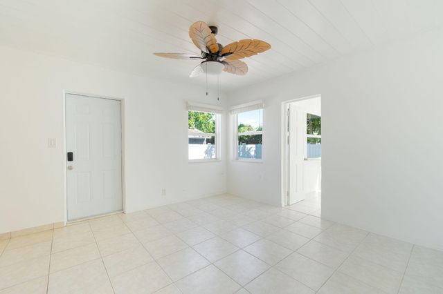 214 NE 11th Street B, Delray Beach, FL 33444
