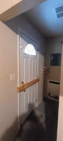 6121 Plainview Avenue, Detroit, MI 48228