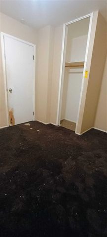 6121 Plainview Avenue, Detroit, MI 48228