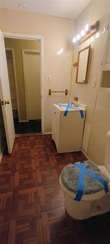 6121 Plainview Avenue, Detroit, MI 48228