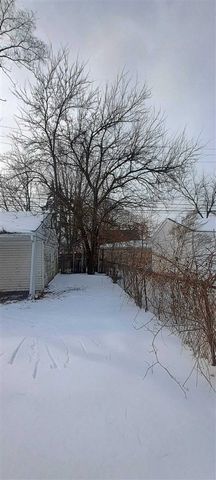 6121 Plainview Avenue, Detroit, MI 48228