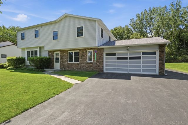 1441 Loughton Drive, Webster, NY 14580