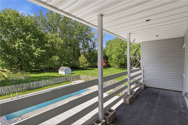 1441 Loughton Drive, Webster, NY 14580