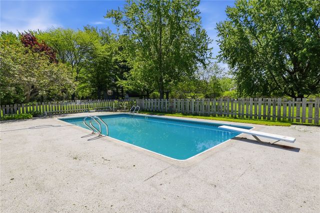 1441 Loughton Drive, Webster, NY 14580