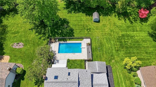 1441 Loughton Drive, Webster, NY 14580