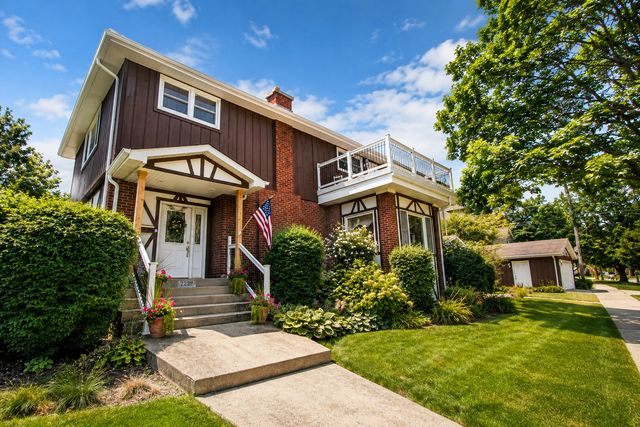 2269 W 109th Street, Chicago, IL 60643
