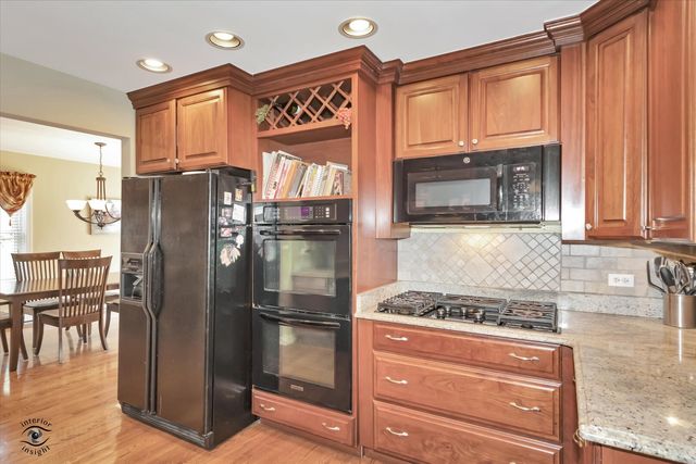 2269 W 109th Street, Chicago, IL 60643