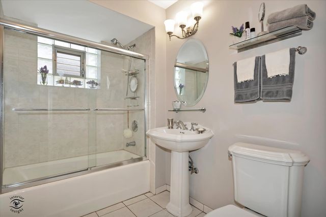 2269 W 109th Street, Chicago, IL 60643