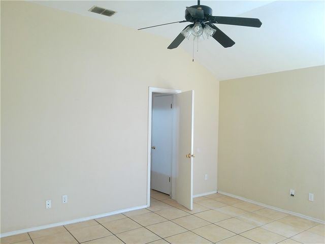 7818 Wolverine Dr, Corpus Christi, TX 78414