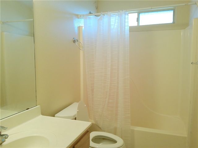 7818 Wolverine Dr, Corpus Christi, TX 78414
