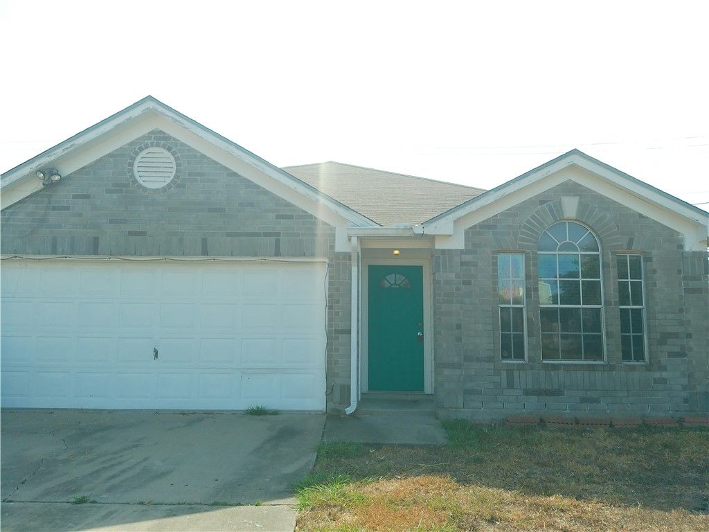 7818 Wolverine Dr, Corpus Christi, TX 78414