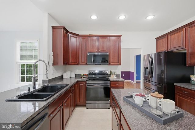44 ALYSSA CT, Charles Town, WV 25414